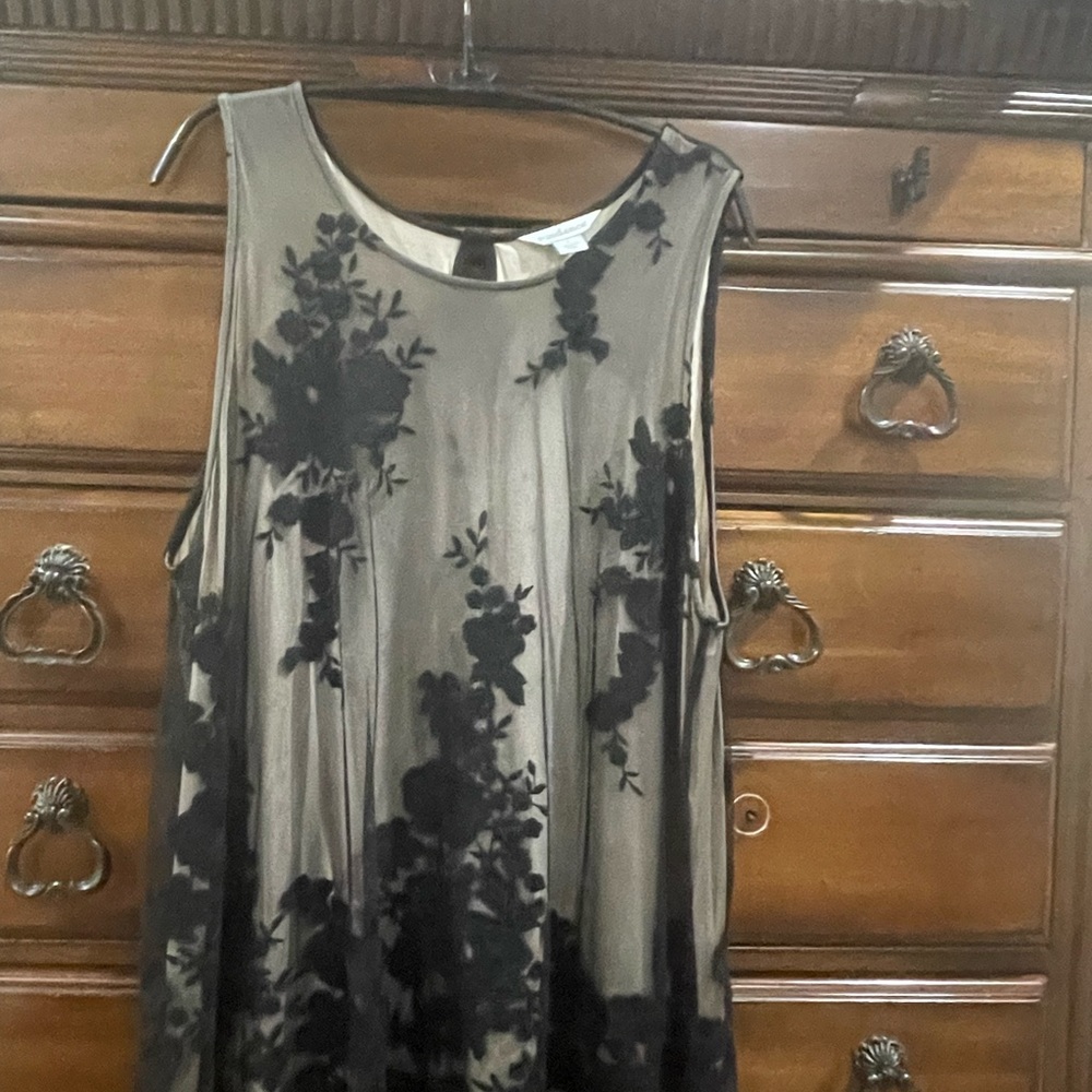 15 Tanks - size L various colors and prints